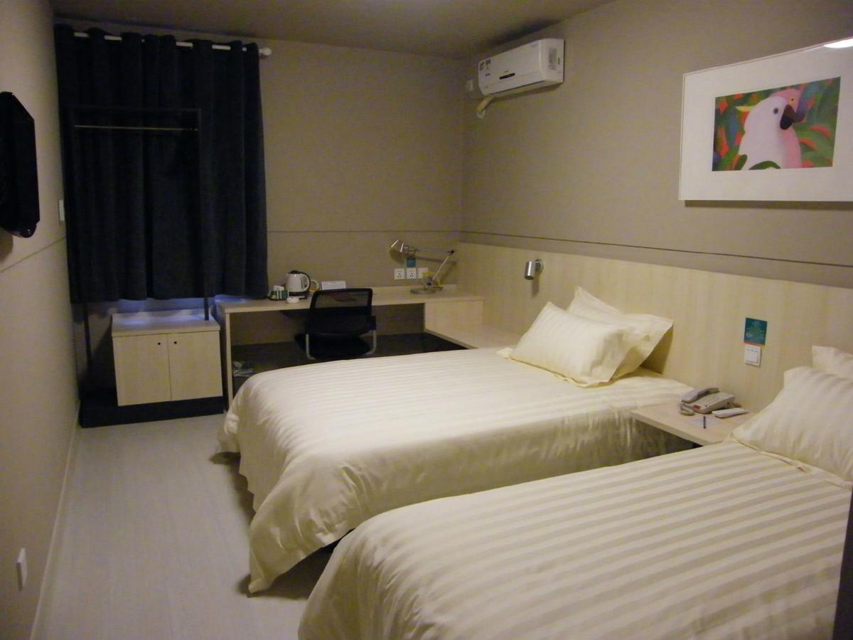Jinjiang Inn Shenyang North Railway Station Huigong Square Buitenkant foto