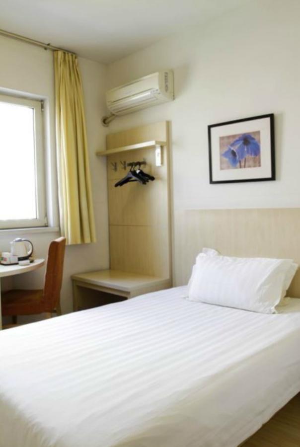 Jinjiang Inn Shenyang North Railway Station Huigong Square Buitenkant foto